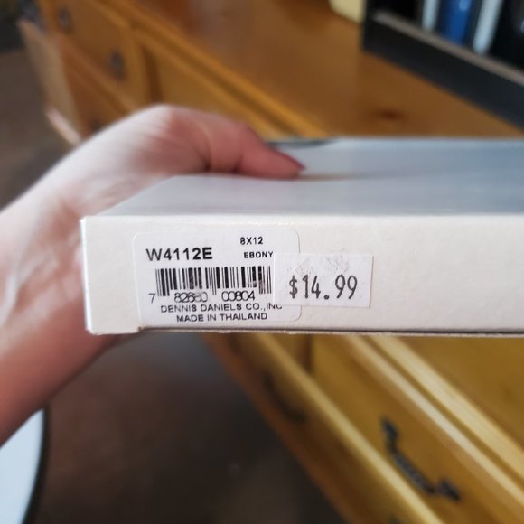 Dennis Daniels 8"x 12" Ebony (W41) Classic Wood Picture Frame #W4112E (New) - Picture 4 of 4